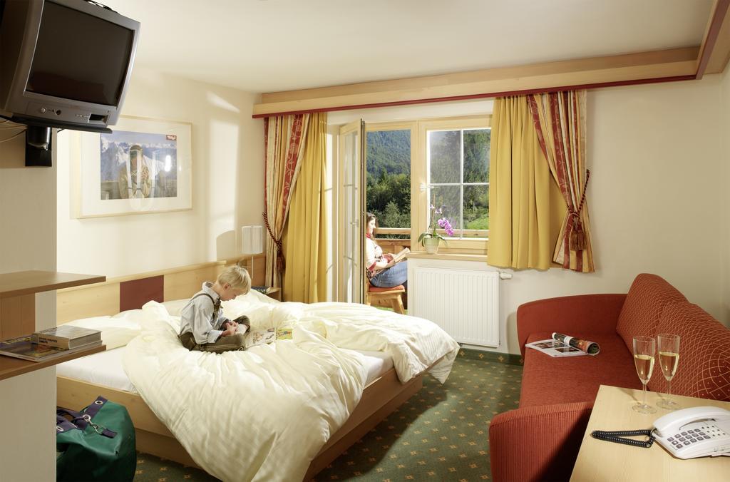 Hotel Mariasteinerhof Habitación foto